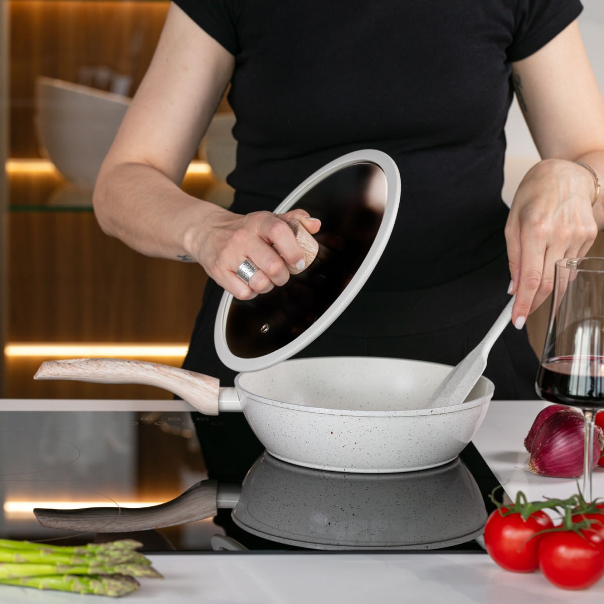 Frigideira Alta de Indução com Tampa Brinox Sirius Antiaderente Ceramic Life Ø24cm 2,3 Litros Vanilla - Imagem 2