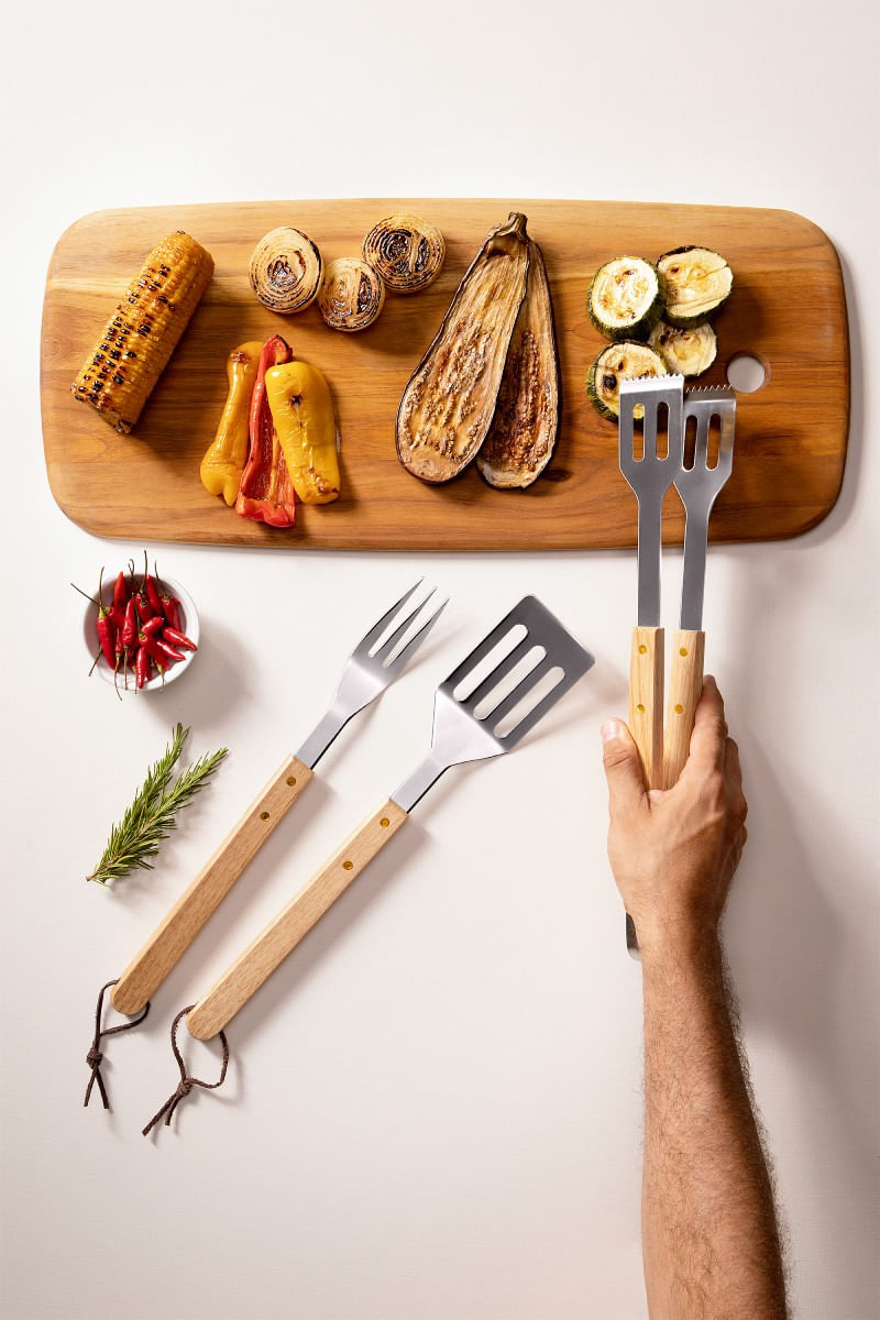 Pegador para Churrasco Brinox - Madeira (40cm x 5cm x 5cm) - em aço inoxidável e madeira - Linha Churrasco - Imagem 2