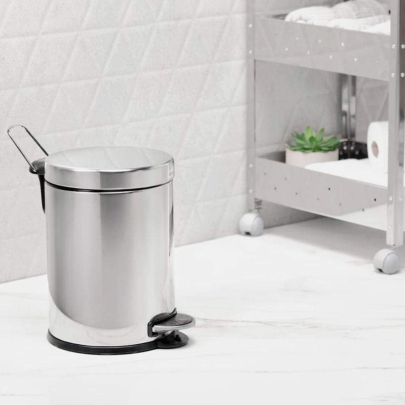 lixeira-com-pedal-e-balde-brinox-decorline-5-litros-Ø-20-x-30-cm-aco-inoxidavel_ambientada_2.jpg