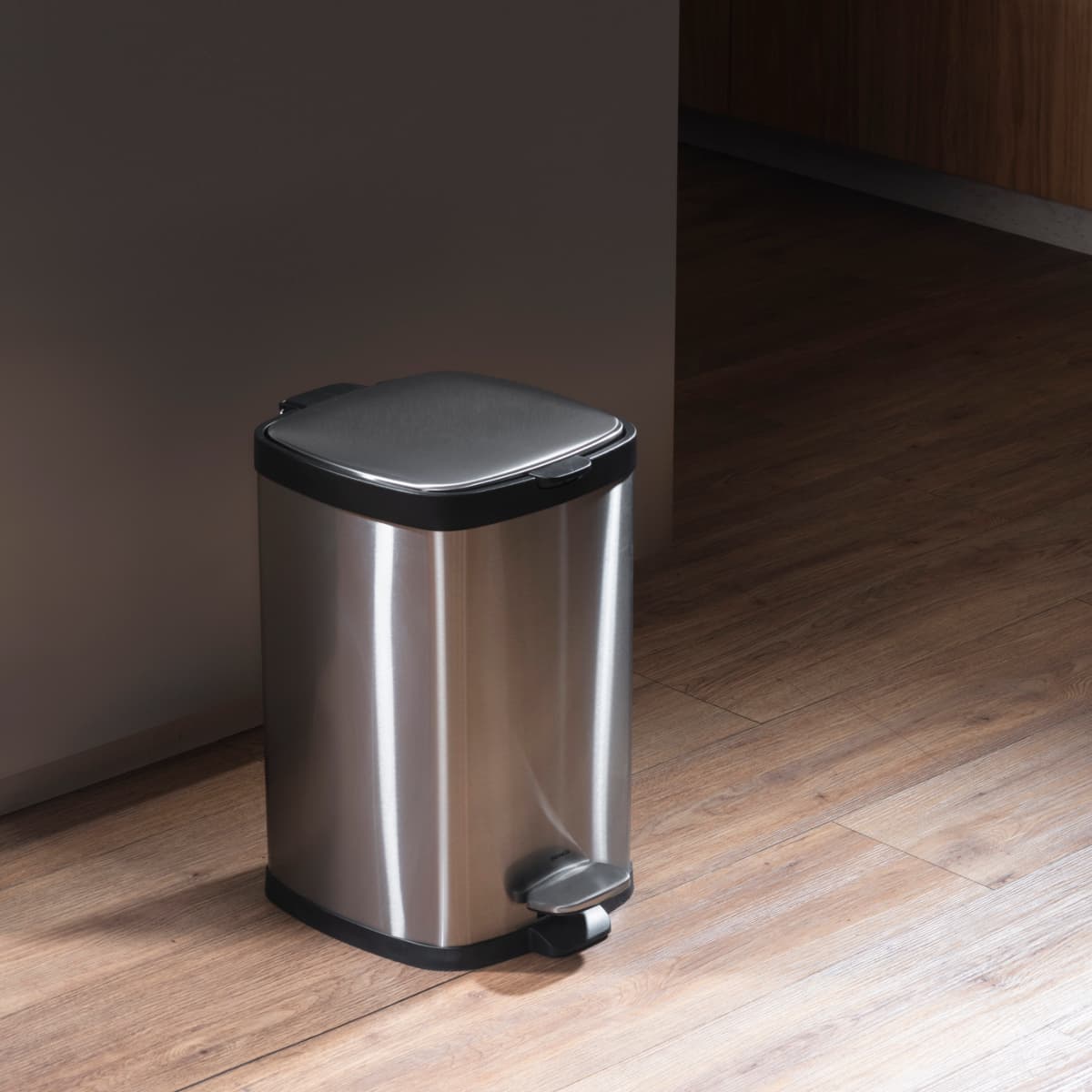 Lixeira com Pedal e Balde Brinox Frame 12 Litros Aço Inox Escovado - Imagem 5